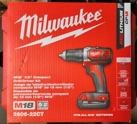 Milwaukee M18 Cordless Drill / Driver Kit 2606-22CT, 18 V