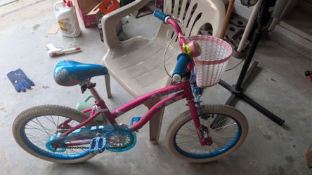 Girls Pink Bike