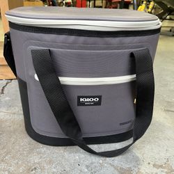 IGLOO TOTE COOLER 