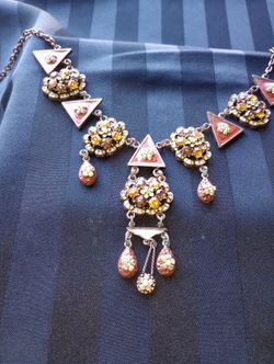 Earing And Necklace Set