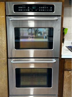 Frigidaire 27” Stainless Steel Double Wall Oven Convection