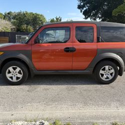 2005 Honda Element
