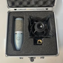 AKG Perception 220 Professional Studio Condenser Microphone W/ Mount, Case, And Stand!
