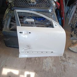 2017 - 2020 Kia Niro Right Front Door