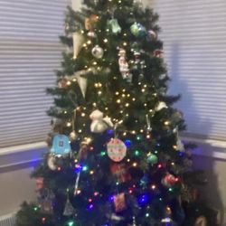 8 Ft Christmas Tree (Unlit) In Storage Bag