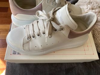 Alexander McQueen white/lilac sneakers size 39 in good condition
