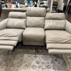 Premium Rooms To Go Power Reclining Sofa & Loveseat Set (Stone)