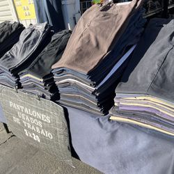 Pantalones de trabajo / Used Work Pants Thru Size 40  - 3 Used Pants For $20  / Located In Pomona & Ontario 