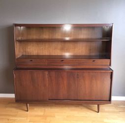 Mid-Century Modern Walnut Credenza with Hutch