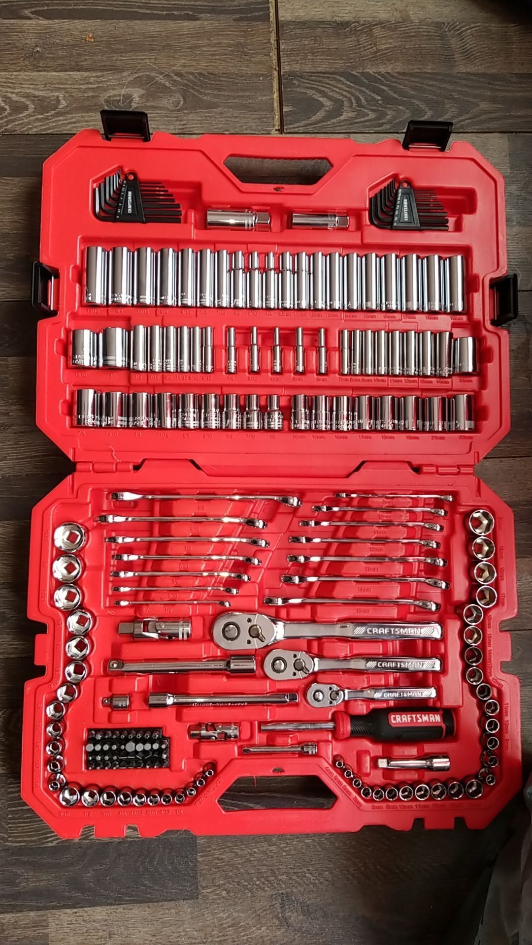 CRAFTSMAN Mechanics Tool Set, SAE / Metric, 189-Piece (CMMT12034