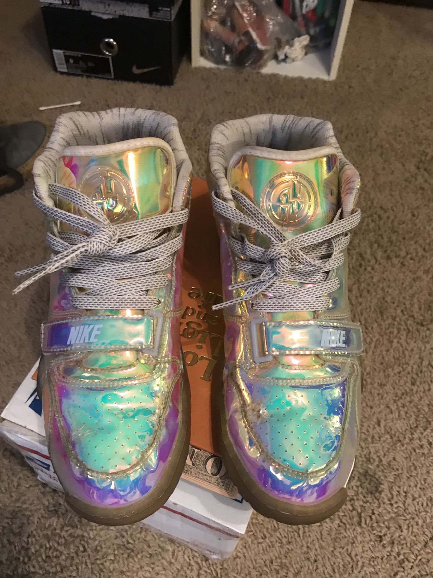 Bo Jackson Superbowls Trainers size 8.5 run like a 9. Hard to find these, these days. Warning ⚠️ these shoes break Necks!