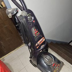 Bissell Pro Heat 2x Carpet Cleaner 