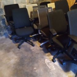 Office Chairs 