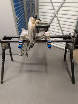 Delta Compound Mitre Saw with Stand