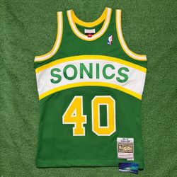 Seattle SuperSonics Shawn Kemp Mitchell & Ness Jersey Medium Great Condition