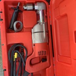 Milwaukee 7 Amp Corded 1/2 in. Corded Right-Angle Drill Kit with Hard Case