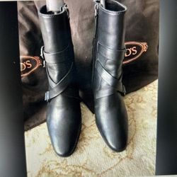 Women TOD’S Boots Size 4