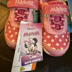 New Minnie Mouse Toddler Sneakers Size 6 Light Ups 