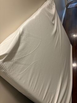 White Foam Queen Mattress