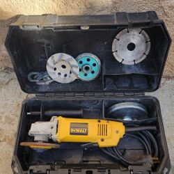 Grinder Tool With Blades 