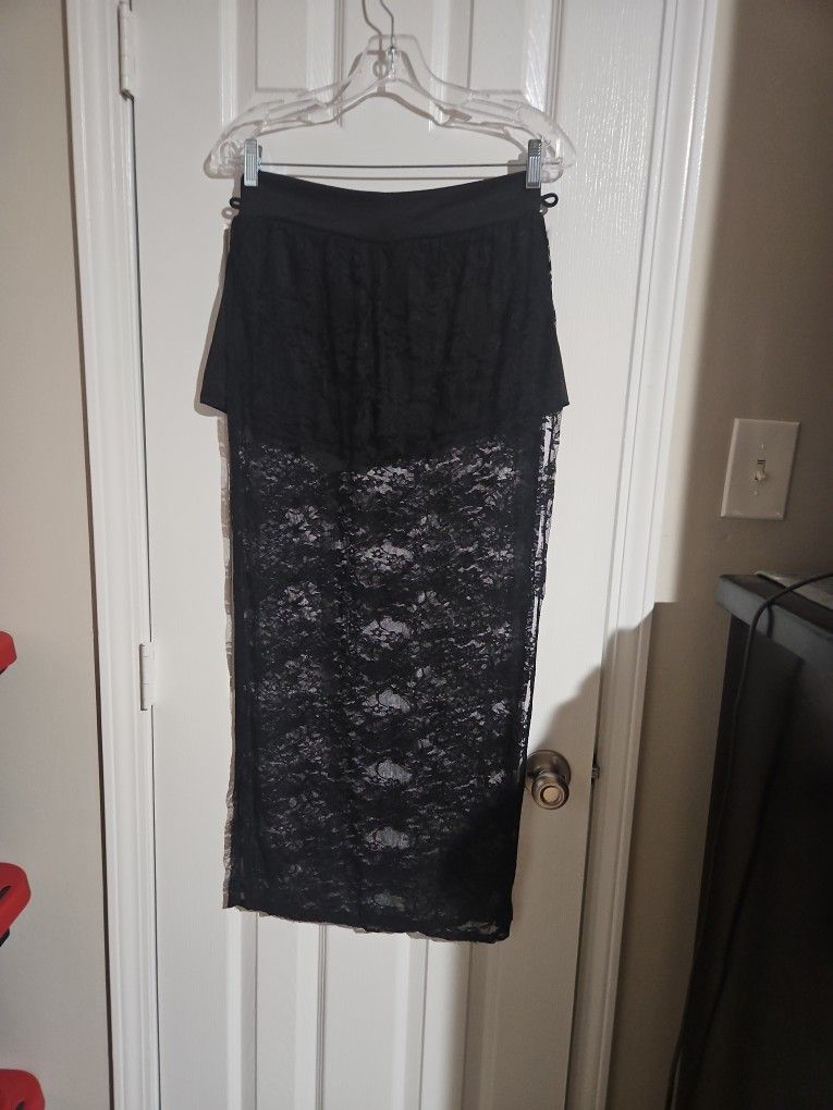 Woman's Skirt