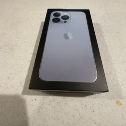 iPhone Box With Cable Charge