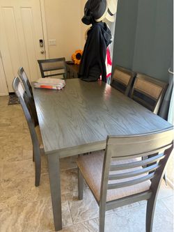 Gray Dining Table Set with 6 Chairs – Great Condition