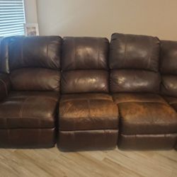 Sectional Good Condition  FREE !!!!!