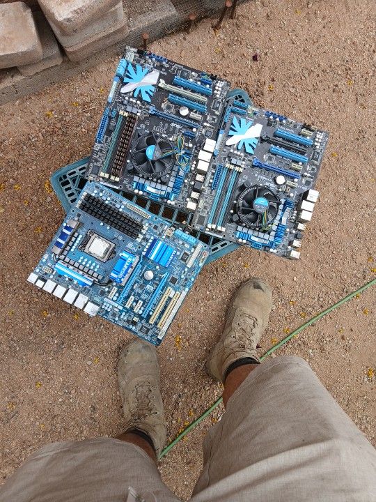 3 Asus Motherboards