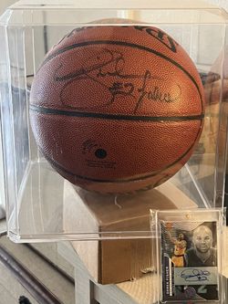 Selling My basketball Signed 