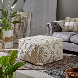 Large square pouf