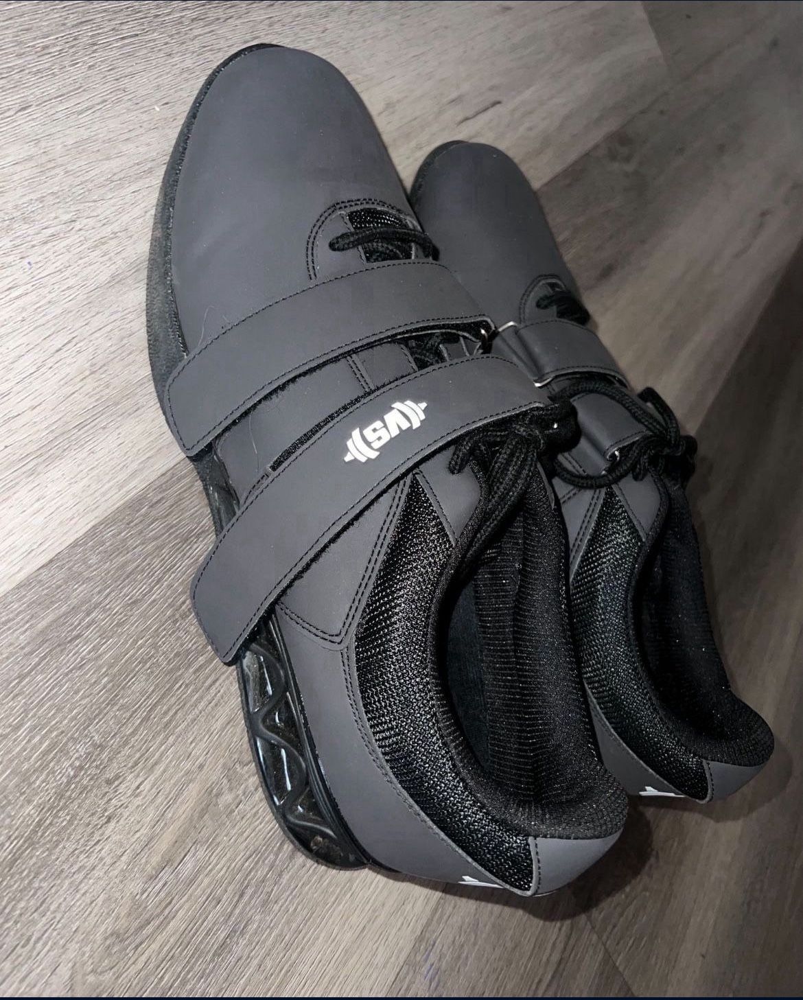men’s gym weight lifting shoes size 15