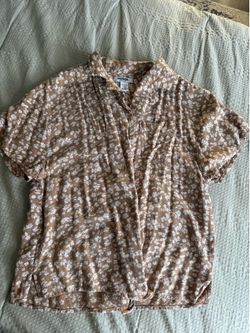 Floral button down; size extra small