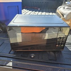Countertop Microwave 700 Watts