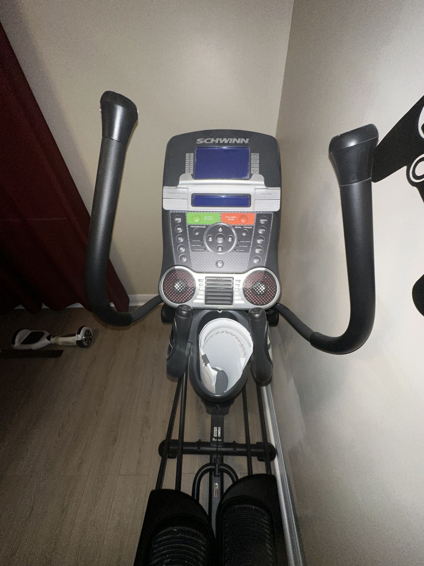 SCHWINN 470 Elliptical