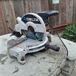 Delta Miter Saw 