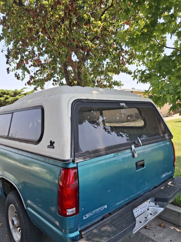 Brahama Camper Shell. 8 Footh For Sale