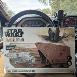  Star Wars Razor Crest & Sandcrawler Kit