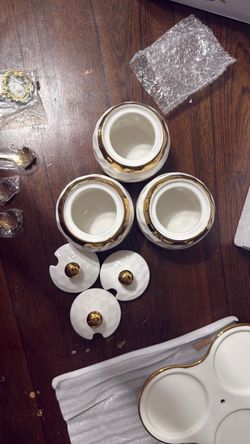 White and Gold Ceramic Canister Set