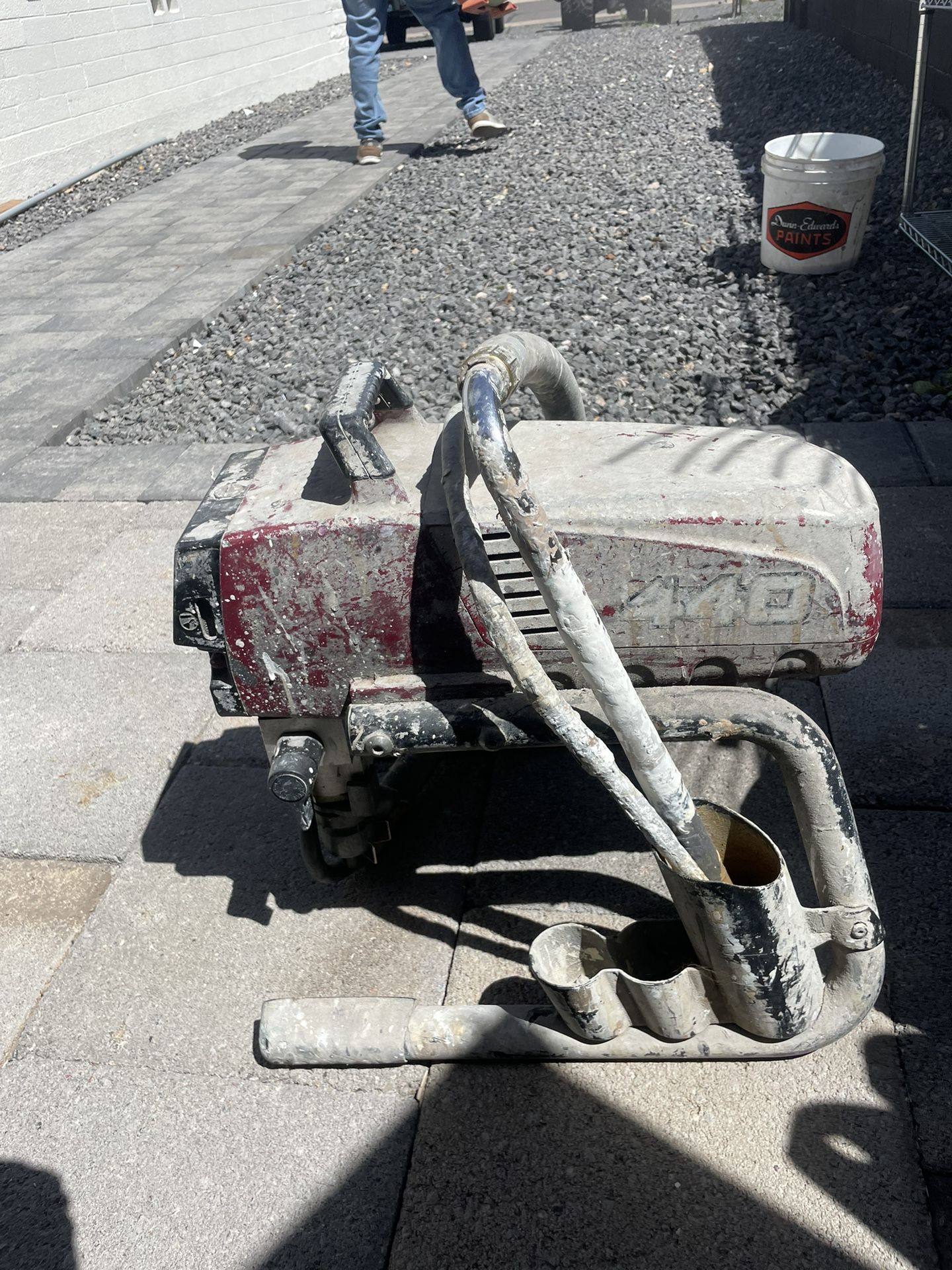 Spraying Machine Titan 440