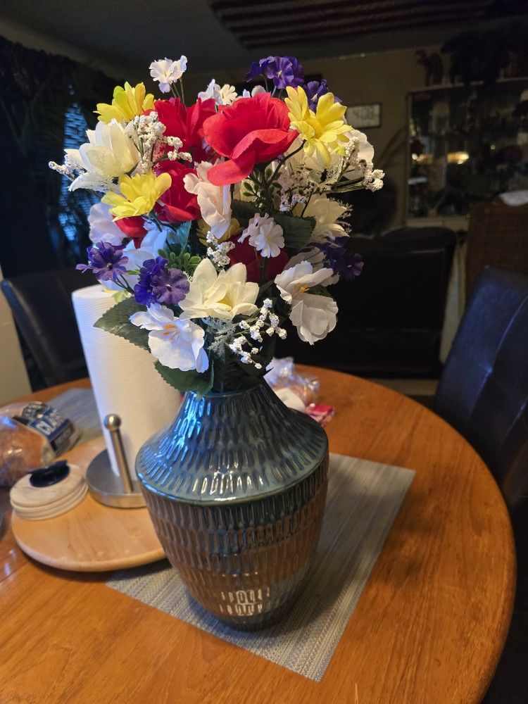 Flower with base