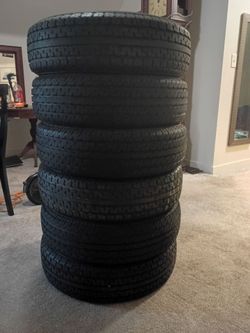 Set of 6 ST225/75R15 used trailer tires