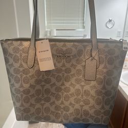 Coach purse