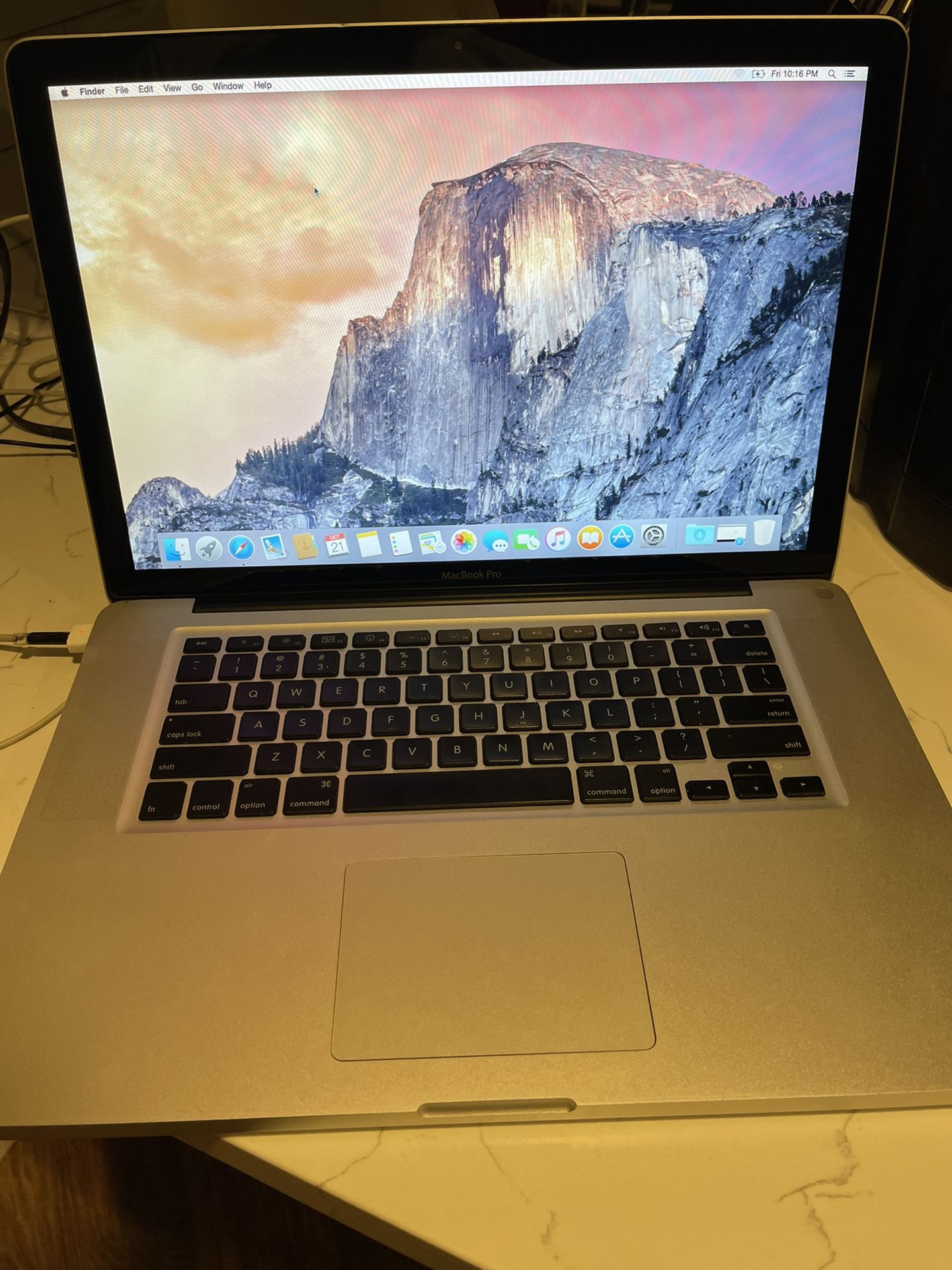 MacBook Pro 15.4” 💻 