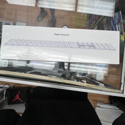 Apple Magic Keyboard With Numeric Keypad New In Box 