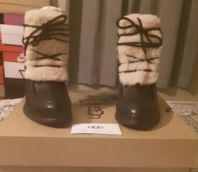 Ugg Booties Size 9