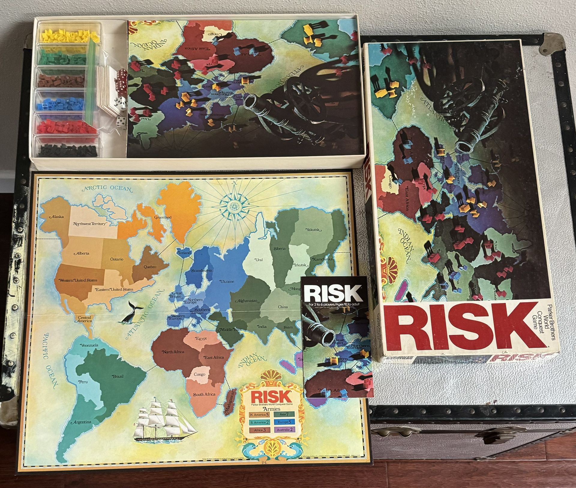 Vintage Risk Board Game COMPLETE just $10 xox 
