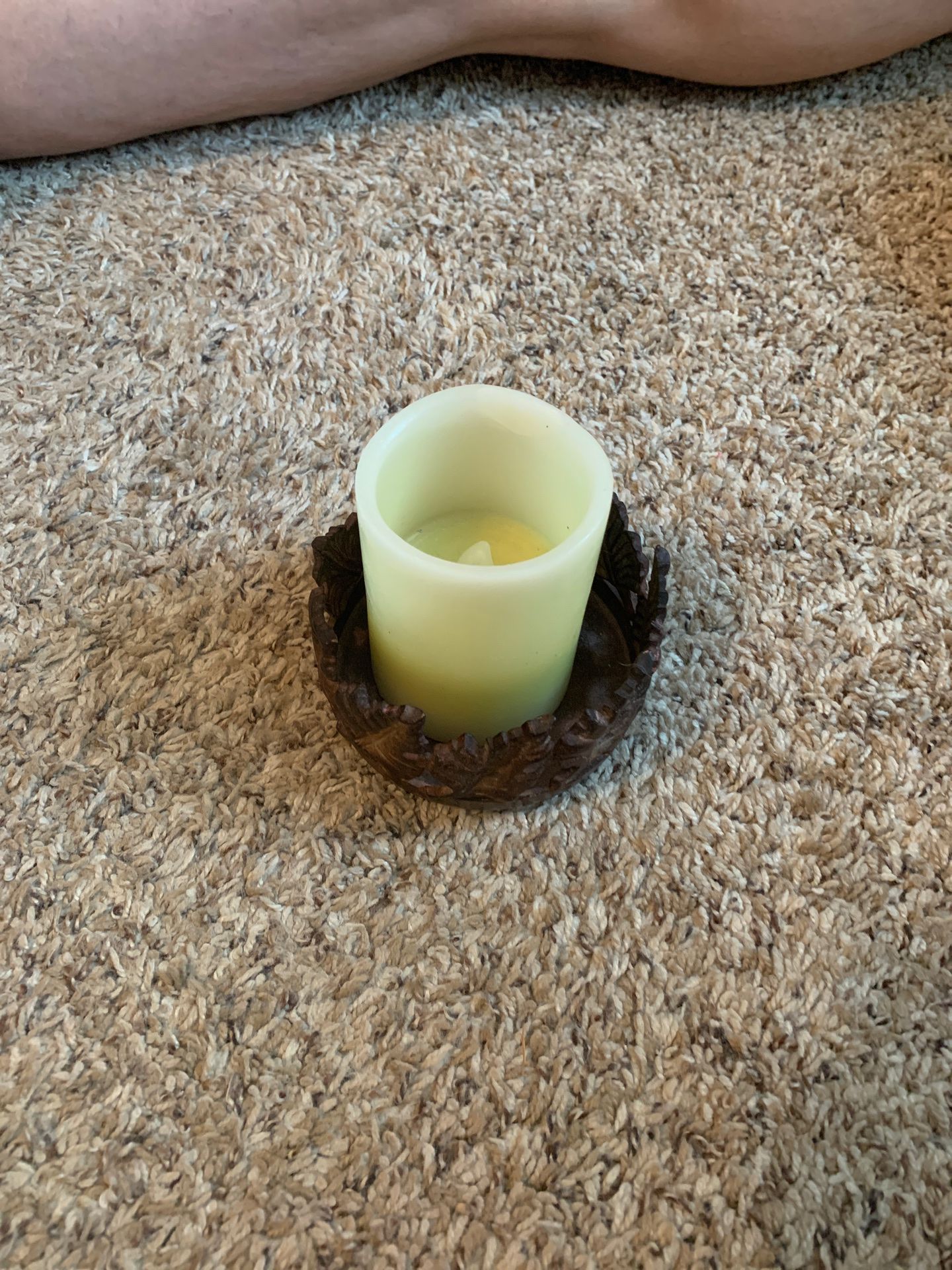 Flameless candle with stand