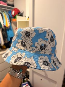 Blue Floral Bucket Hats Steve madden cotton