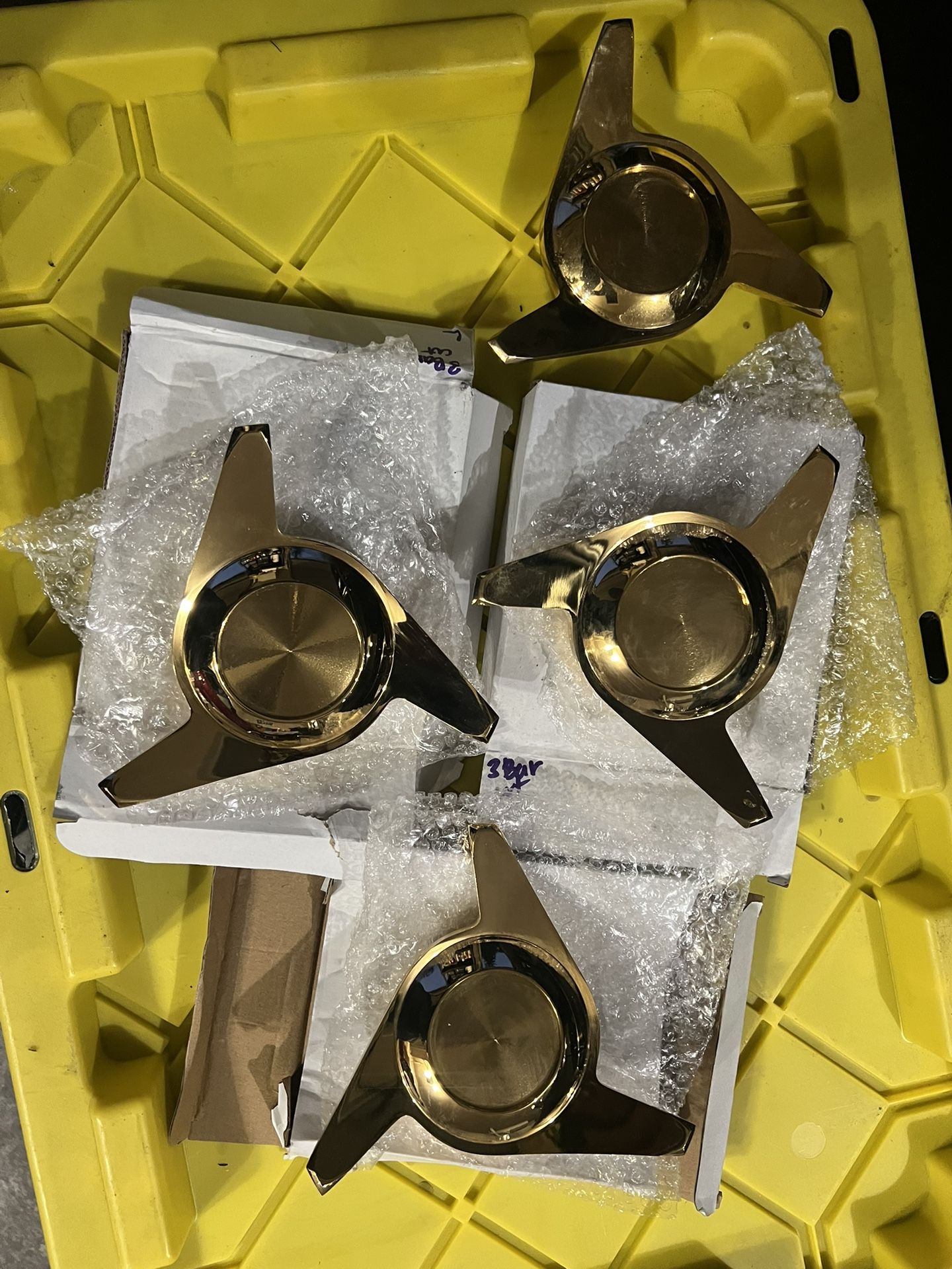Set Of 3 Bar Gold KO’s Recessed Wire Wheels